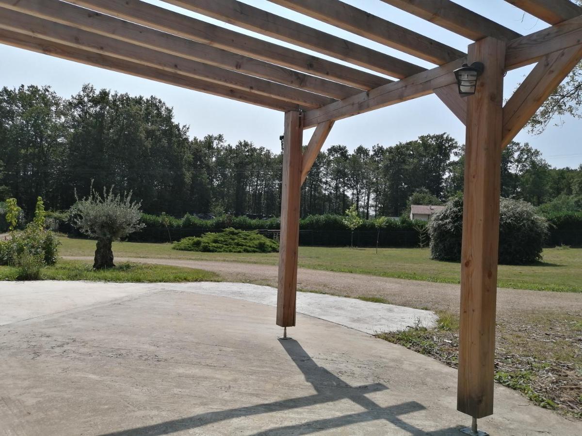 Le Gite Du Parc La Coquille Kültér fotó